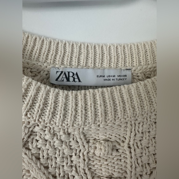 Zara Knit Sleeveless Top - Picture 3 of 3